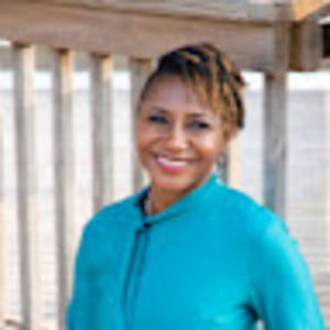 Meet your Posher, Monique